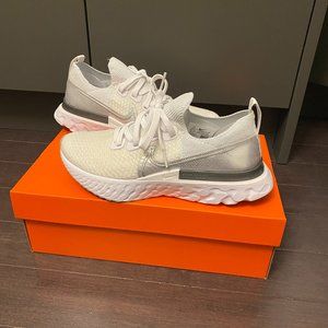Nike React Infinity Run Flyknit Women's Running Shoe